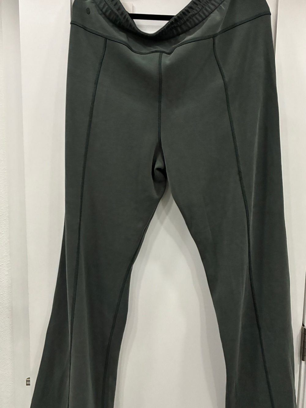 Lululemon Softstreme Pant Bundle Size 14 Bone & Green NWT/Preowned - Picture 11 of 11